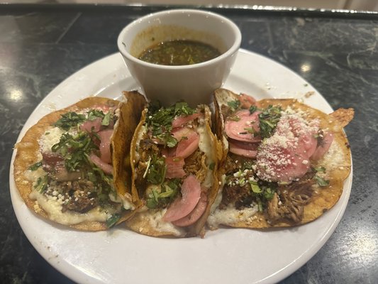 FLAMINGOS RESTAURANT - Updated November 2024 - 17 Photos & 33 Reviews