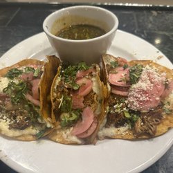 Flamingos Restaurant