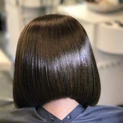 Exquisite Edge - Quickweave bob (removable with water)