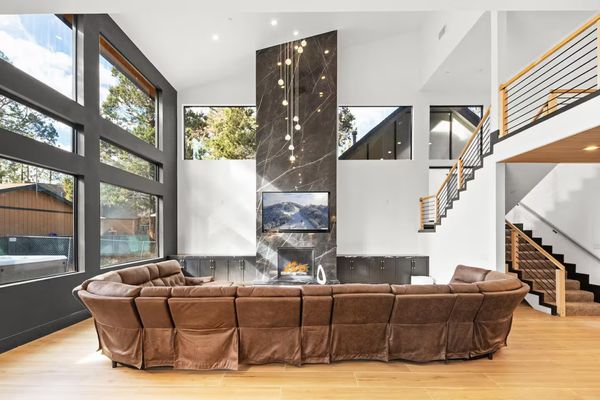 Dominic's Construction Logo