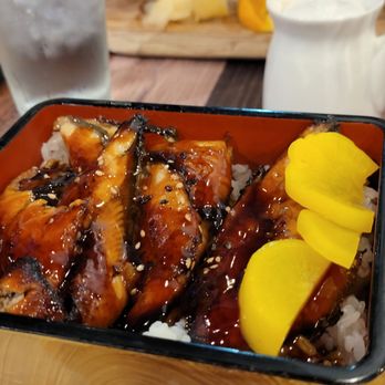 Akami Sushi Bar - Unagi Don - Sushi Bars Near Me - Apex, North Carolina Akami Sushi Bar - Unagi Don - Sushi Bars Near Me - Apex, North Carolina