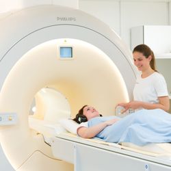 Hessingpark-Clinic - Hessingpark-Clinic Kernspintomographie