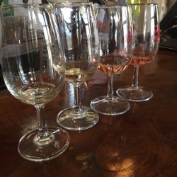 Cool Change Bar & Eatery - Sampling rose
