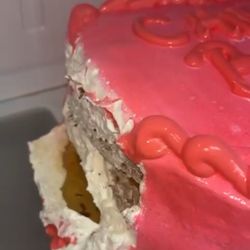 Dominican Cakes by Danelia - No good