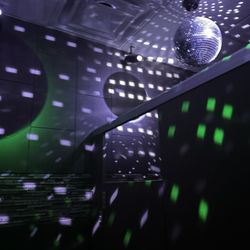 Marathon - Does your bathroom have a disco?