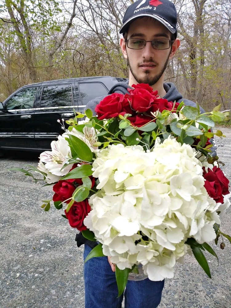 GILMORE’S FLOWER SHOP 27 Photos & 25 Reviews Florists 76 Taunton