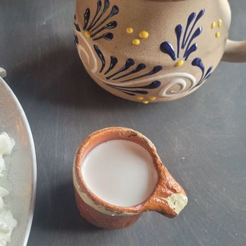 Café Rome - Cafe de Hoya with creamer - Creperies Near Me - Turlock, California