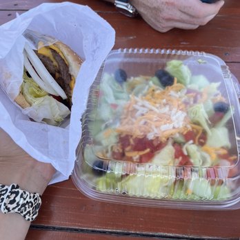 The Spot - Double Cheeseburger and garden salad with thousand island dressing - American Near Me - Carpinteria, California The Spot - Double Cheeseburger and garden salad with thousand island dressing - American Near Me - Carpinteria, California