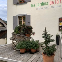 Restaurant Les Jardins de la Tour - Outside the restaurant