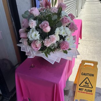 Edgar Flowers - I forgot the price - Florists Near Me - Los Angeles, California Edgar Flowers - I forgot the price - Florists Near Me - Los Angeles, California