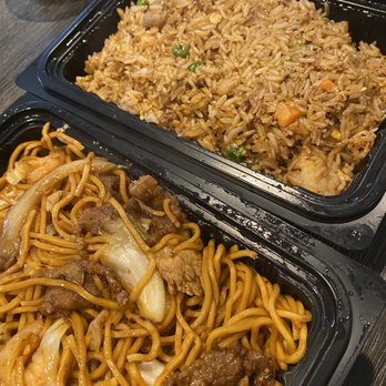 Town Story - N16. House Lo Mein R5. House Fried Rice - Chinese Near Me - Everett, Washington