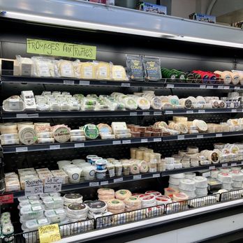 Marché Atwater - So much cheese - Public Markets Near Me - Montreal, Quebec Marché Atwater - So much cheese - Public Markets Near Me - Montreal, Quebec