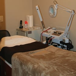 Khoobsurat Beauty Salon - Facial Room