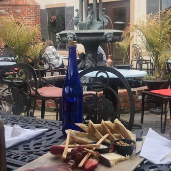 Potomac Point Winery - Potomac Point Winery outdoor dining - Wineries Near Me - Stafford, Virginia