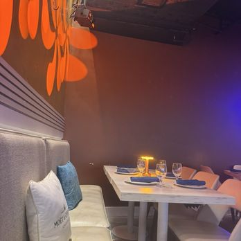 Lefkes Estiatorio - Mediterranean Near Me - Delray Beach, Florida