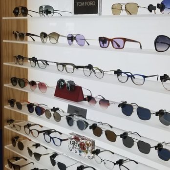 designer glasses boutique reviews