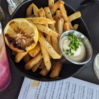 Luna Rooftop Bar - Truffle Fries - Cocktail Bars Near Me - Portland, Maine