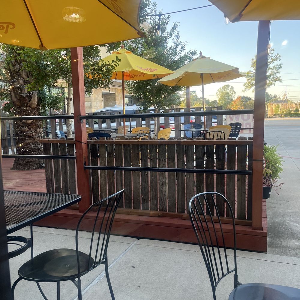 El Jarrito - Patio - Mexican Near Me - Magnolia, Texas El Jarrito - Patio - Mexican Near Me - Magnolia, Texas