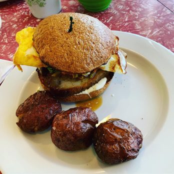 The Diner House 29 - a burger and three meatballs - Breakfast & Brunch Near Me - St. Catharines, Ontario The Diner House 29 - a burger and three meatballs - Breakfast & Brunch Near Me - St. Catharines, Ontario