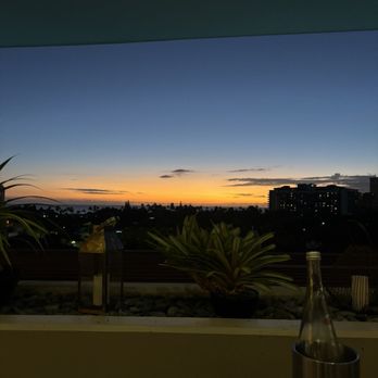 Solera - Lounges Near Me - Honolulu, Hawaii