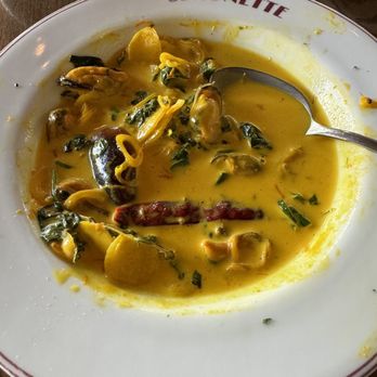 Simonette - Moules (Mussels), after shells taken out - Saffron cream, spinach, fennel, Pernod - French Near Me - Culver City, California Simonette - Moules (Mussels), after shells taken out - Saffron cream, spinach, fennel, Pernod - French Near Me - Culver City, California