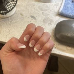 Simply Nails - I love this salon! The workers were so nice and caring! 10/10 definitely go here