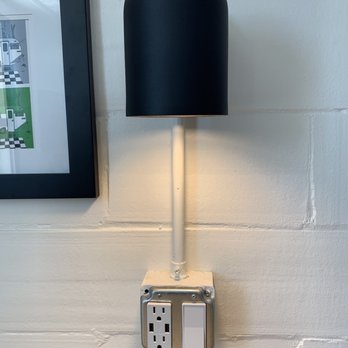 Drifter Coffee - USB ports in the outlets - Coffee & Tea Near Me - Ferndale, Michigan