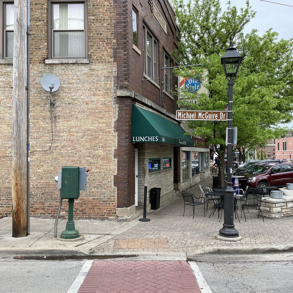 Punky's Pub - a view of a street corner - Irish Pub Near Me - Lombard, Illinois Punky's Pub - a view of a street corner - Irish Pub Near Me - Lombard, Illinois