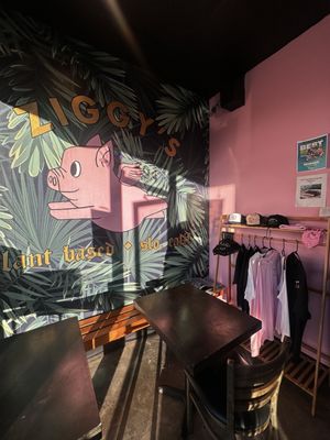 Ziggy's by null