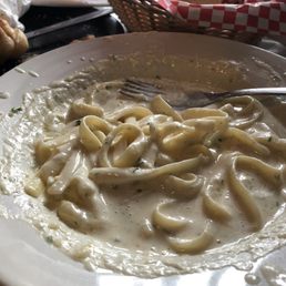 Fettuccini Alfredo (couldn't eat it all because it was such a big serving) Delicious! Fettuccini Alfredo (couldn't eat it all because it was such a big serving) Delicious!