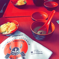 Le Shogun - Soupe et crudités compris dans le menus à 12€50
