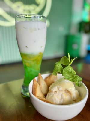 Monster Phở by null