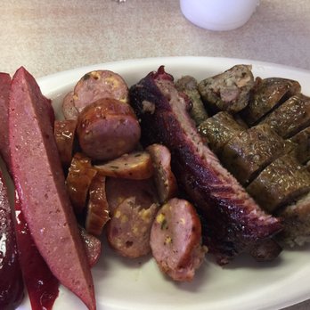 Box Car Barbeque - Hot Links, Jalapeno Cheese Sausage, Rib, Boudan - Barbeque Near Me - Longview, Texas