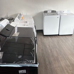 Papa’s Attic & Appliance Outlet