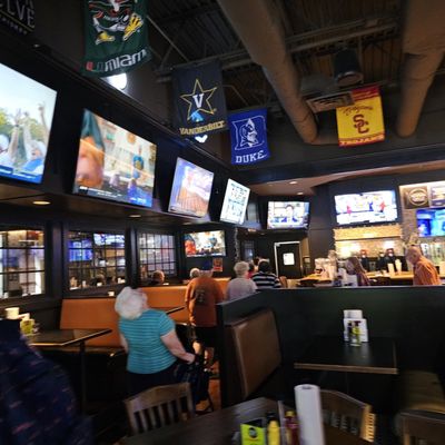 Hudson Grille by null