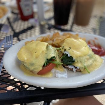 Portside Diner - Eggs Florentine. Yum! August 2021 - Diners Near Me - Danvers, Massachusetts