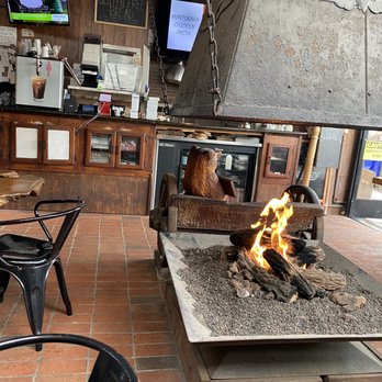 Sloopy's Beach Cafe - American Near Me - Manhattan Beach, California