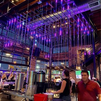 ViewHouse Ballpark - Cool lighting - Breakfast & Brunch Near Me - Denver, Colorado