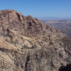 Hollow Rock Peak - View into the canyon