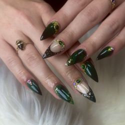 SL Nails & Spa