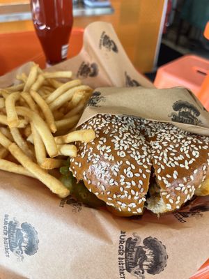 Burger District LA by null