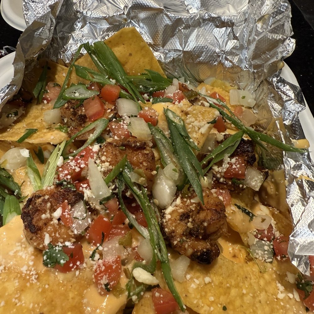 Nachos with shrimp Nachos with shrimp