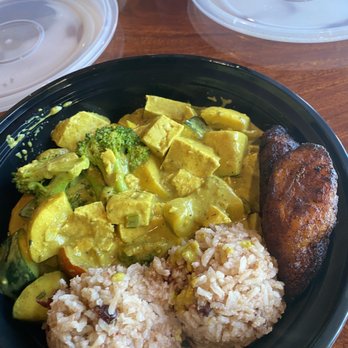 Back A Yard Caribbean Grill - Caribbean Near Me - Campbell, California