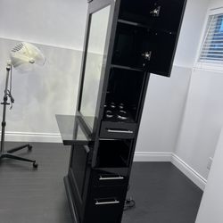 Styling Station