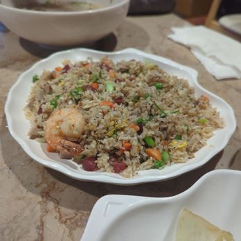 Pho Hut & Grill - Combination fried rice - Vietnamese Near Me - San Diego, California Pho Hut & Grill - Combination fried rice - Vietnamese Near Me - San Diego, California