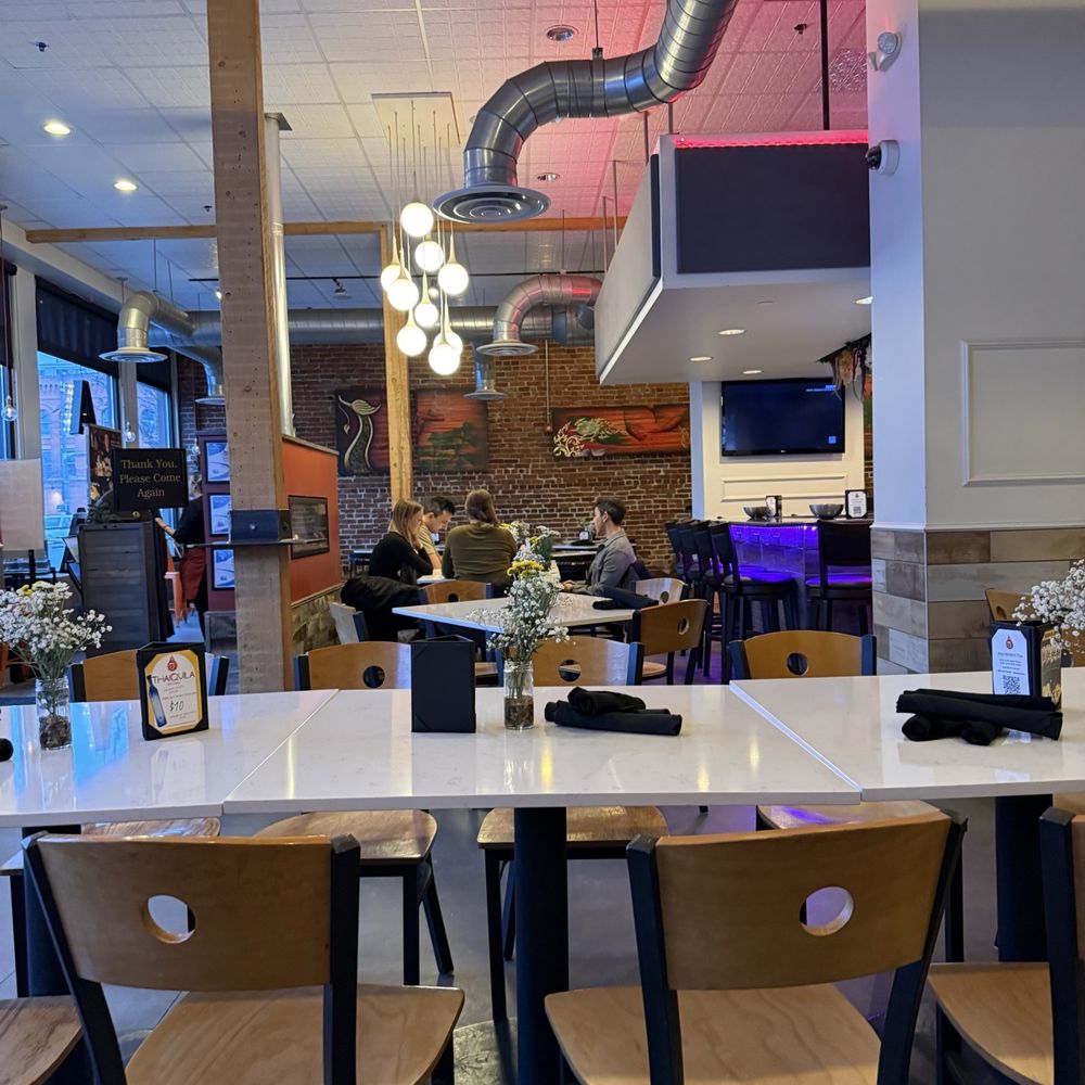 Aloy Modern Thai - Thai Near Me - Denver, Colorado