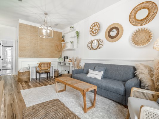 Front Street Inn by null