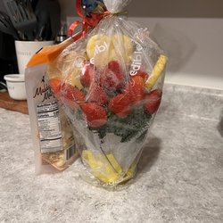 Edible Arrangements - What was received