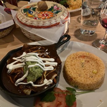 Kie Gol Lanee - Enchiladas de Pollo - Mexican Near Me - Chicago, Illinois Kie Gol Lanee - Enchiladas de Pollo - Mexican Near Me - Chicago, Illinois
