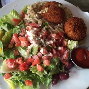 George's Place - Crabcakes - Breakfast & Brunch Near Me - Cape May, New Jersey